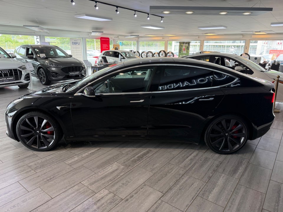 Tesla Model 3 Performance AWD 4d