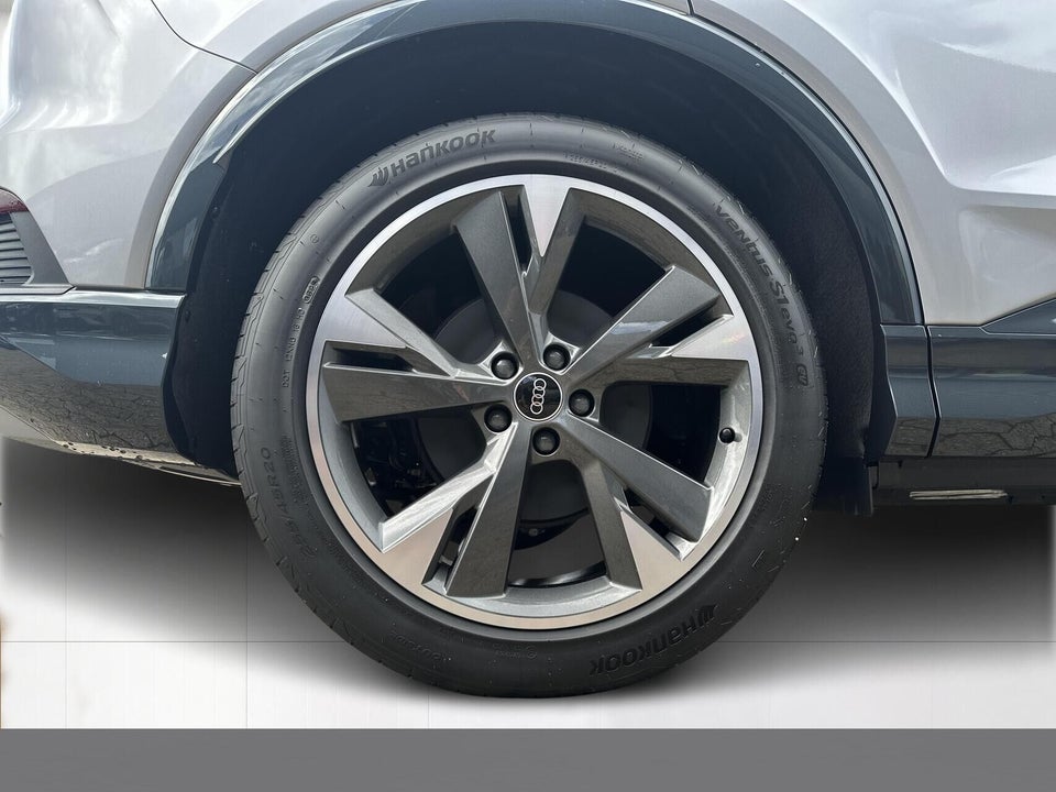 Audi Q4 e-tron 45 Progress quattro 5d