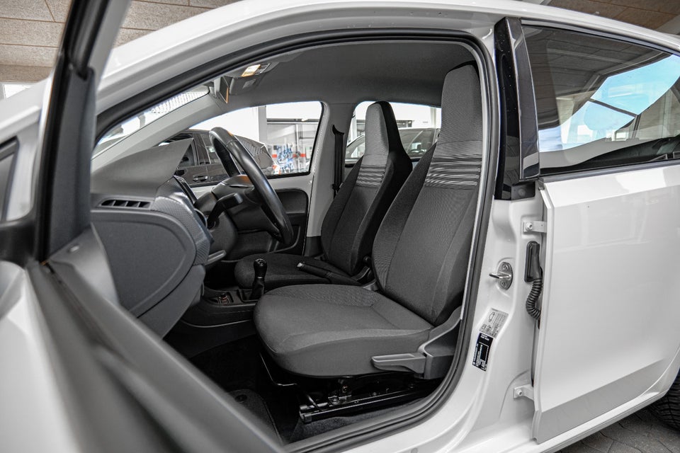 VW Up! 1,0 MPi 60 Move Up! BMT 5d