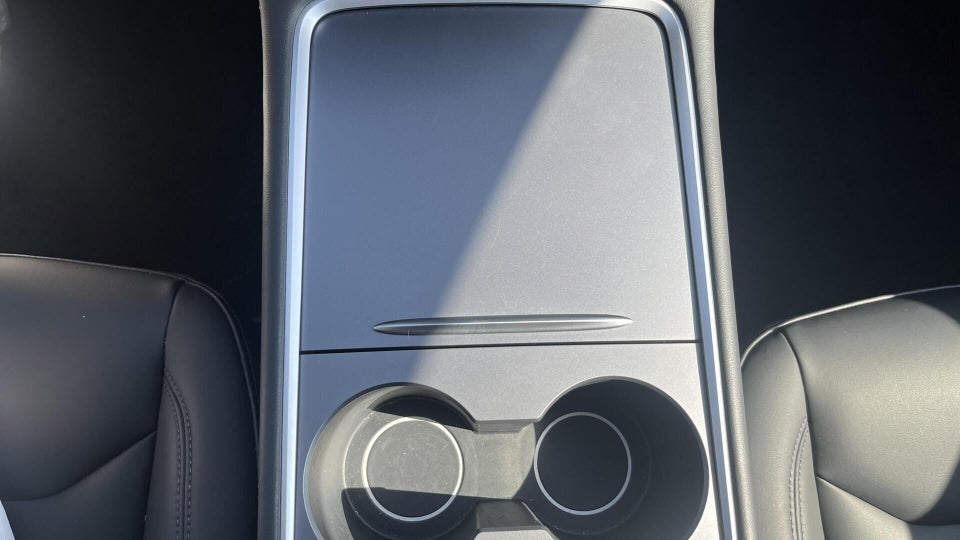 Tesla Model Y RWD 5d