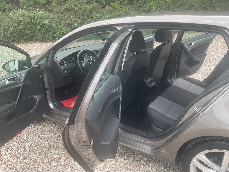 VW Golf VII 1,4 TSi 122 Edition 40 BMT 5d