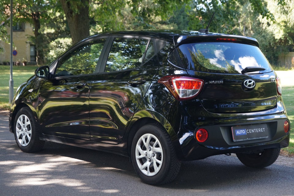 Hyundai i10 1,0 Touch 5d