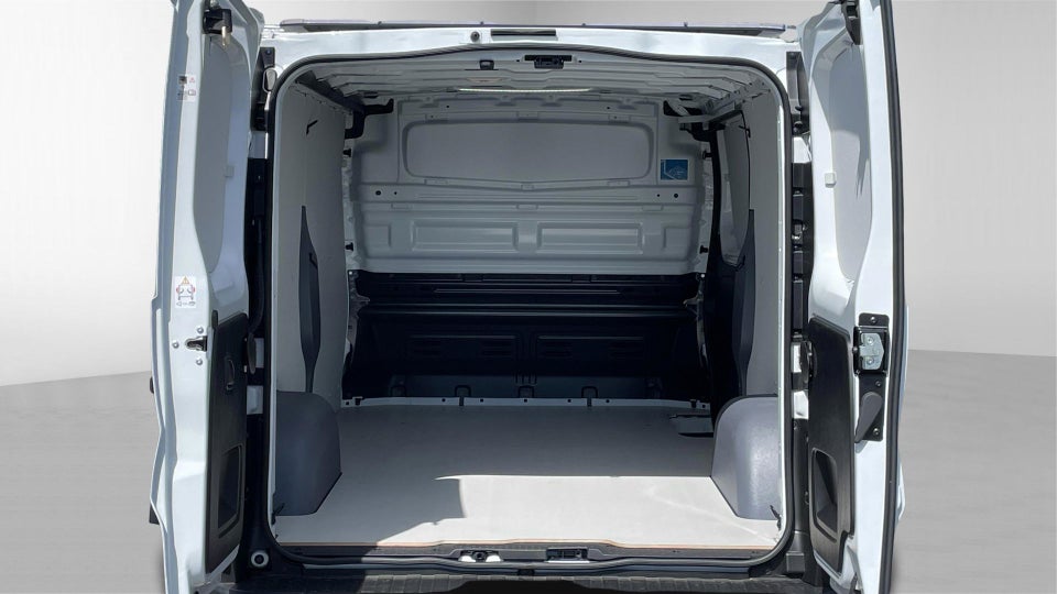 Renault Trafic 2,0 dCi 130 L2H1 Tekno