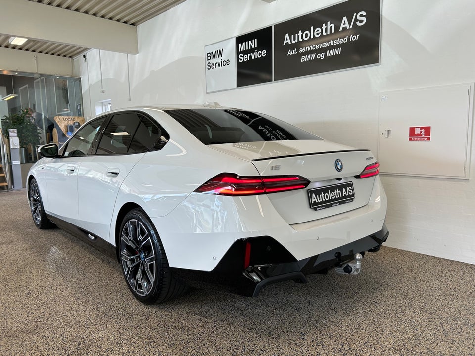 BMW i5 eDrive40 M-Sport Pro 4d