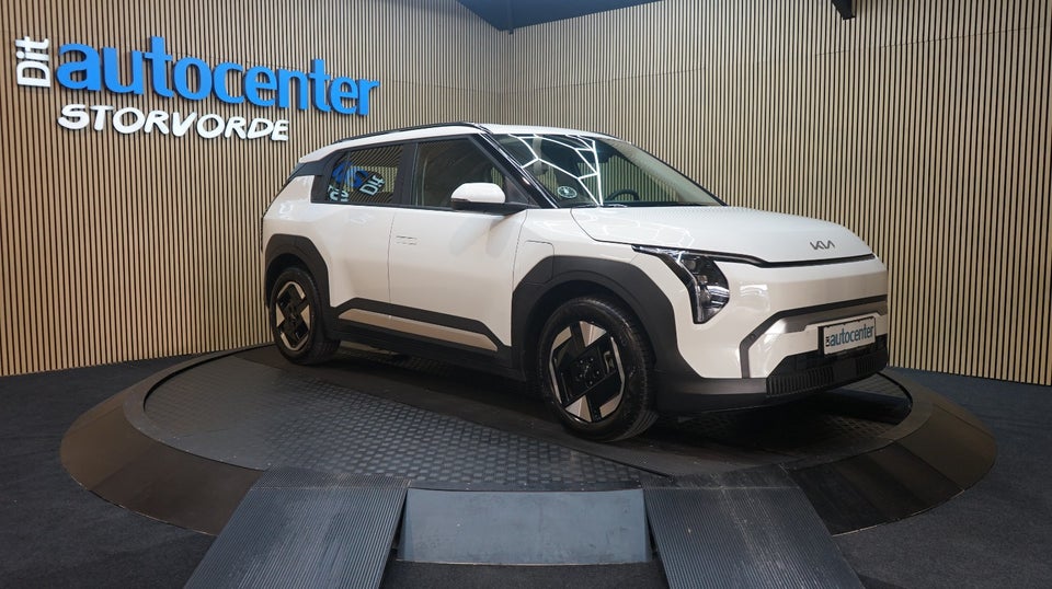 Kia EV3 81 Long Range Earth 5d