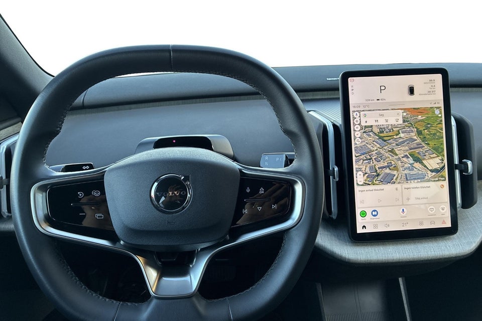 Volvo EX30 Extended Range Plus 5d