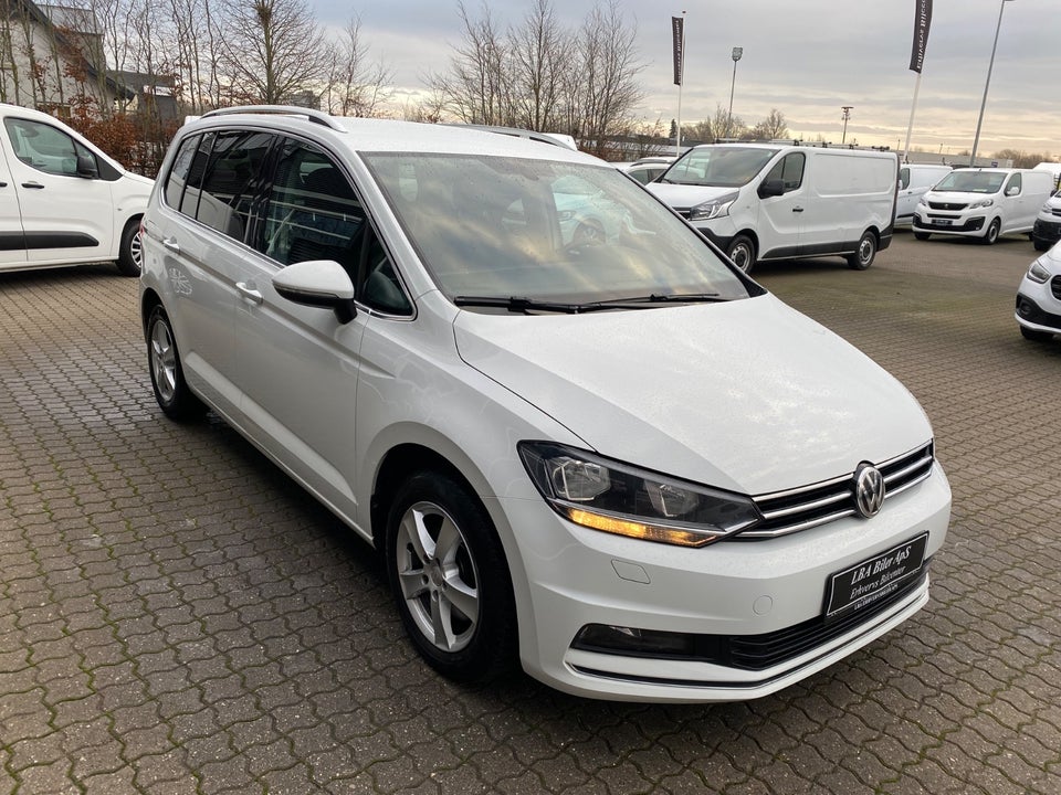 VW Touran 2,0 TDi 150 Highline+ DSG Van 5d