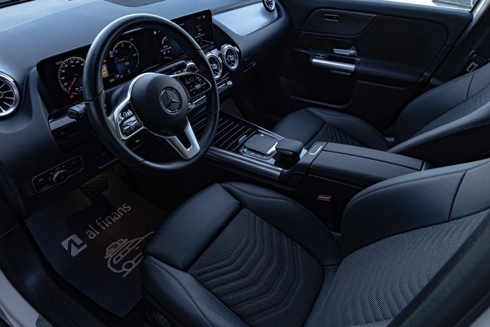 Mercedes EQA250 Progressive 5d