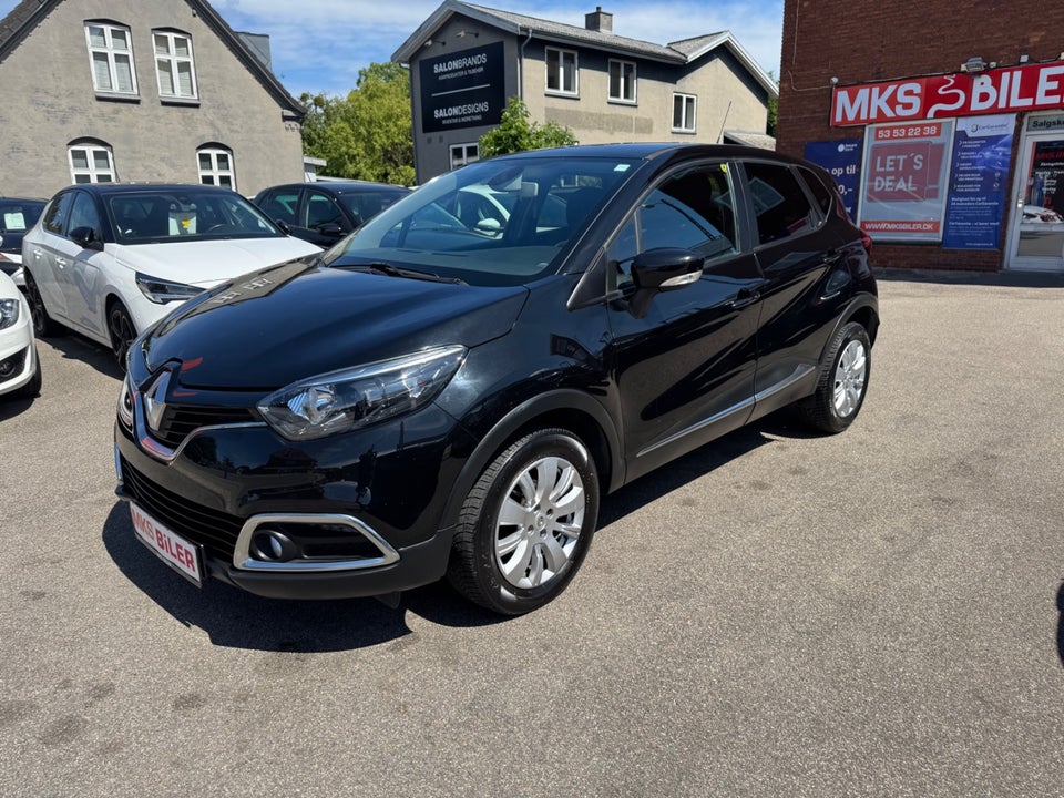 Renault Captur 0,9 TCe 90 Expression 5d