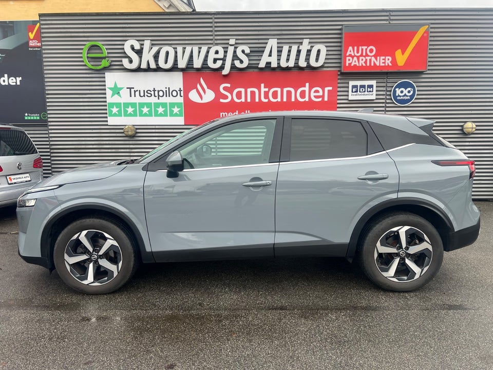Nissan Qashqai 1,3 Dig-T 160 N-Connecta 5d