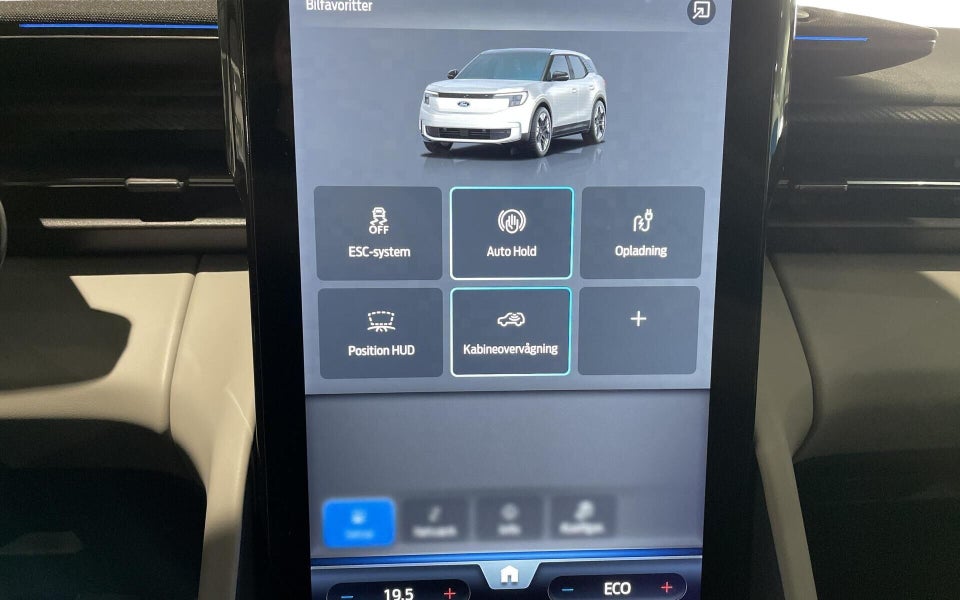 Ford Explorer 77 Premium Extended Range 5d