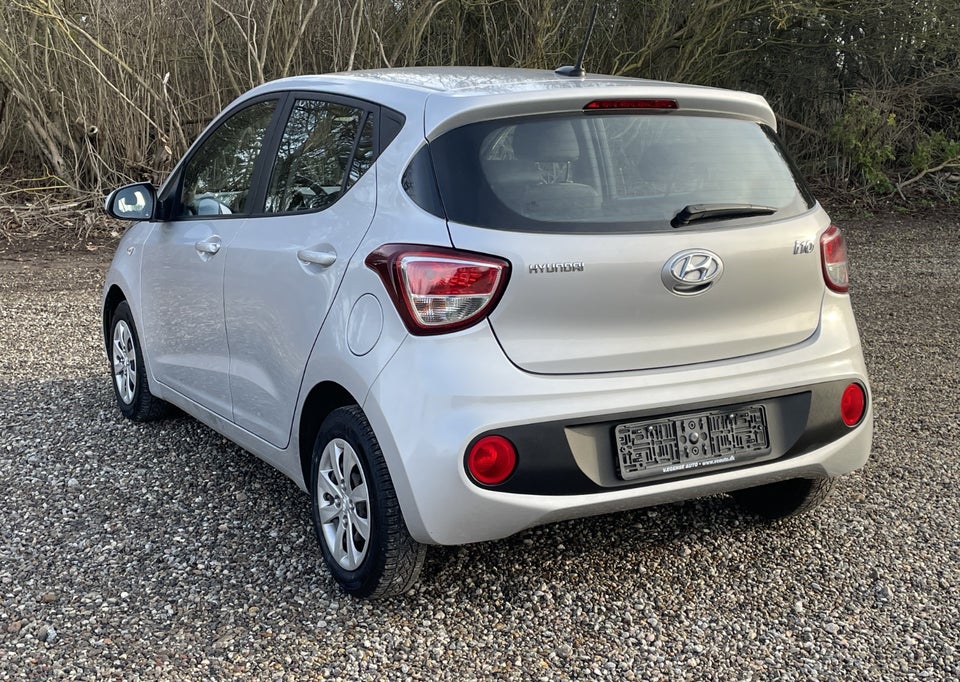 Hyundai i10 1,0 Touch 5d