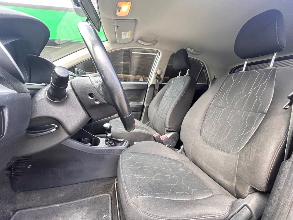 Kia Picanto 1,2 Attraction 5d