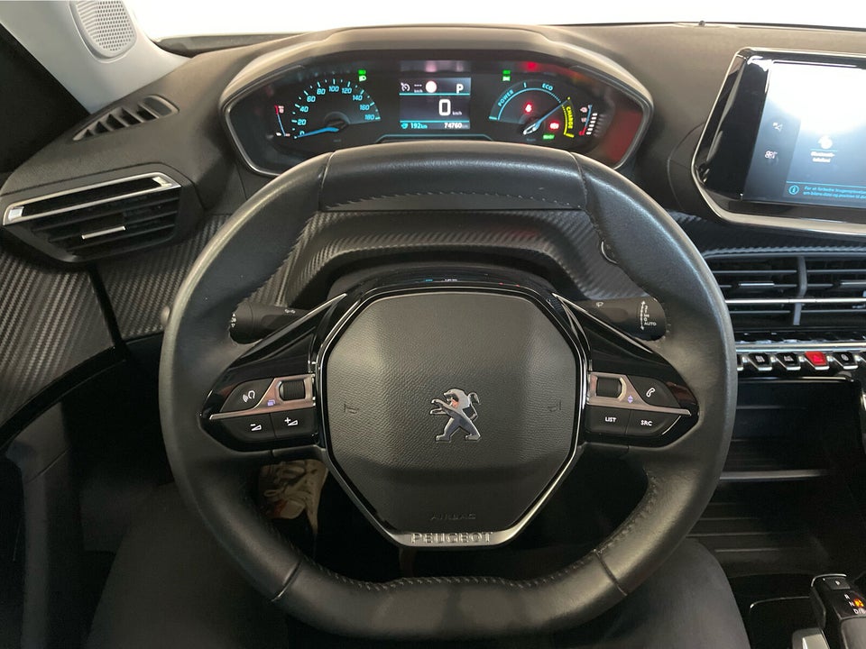 Peugeot e-2008 50 Active 5d