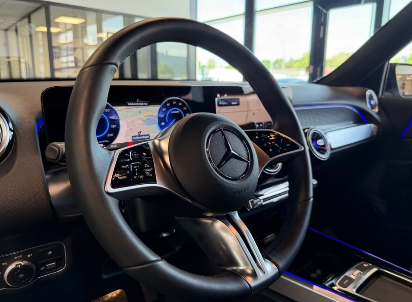 Mercedes EQB250+ Progressive Advance 5d