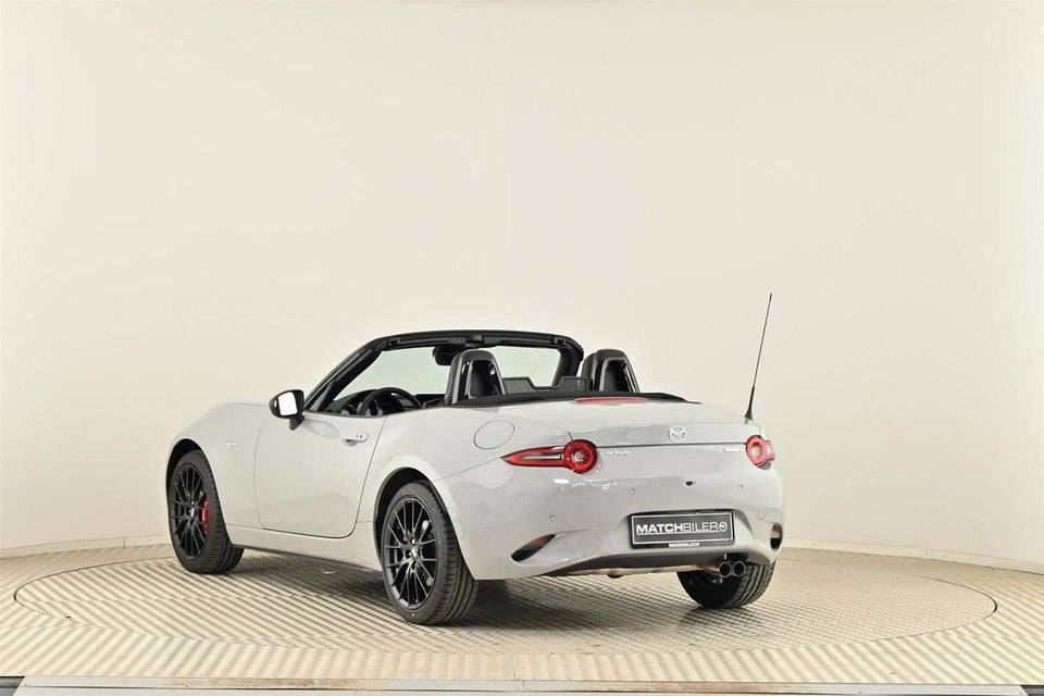 Mazda MX-5 2,0 SkyActiv-G 184 Roadster Homura 2d