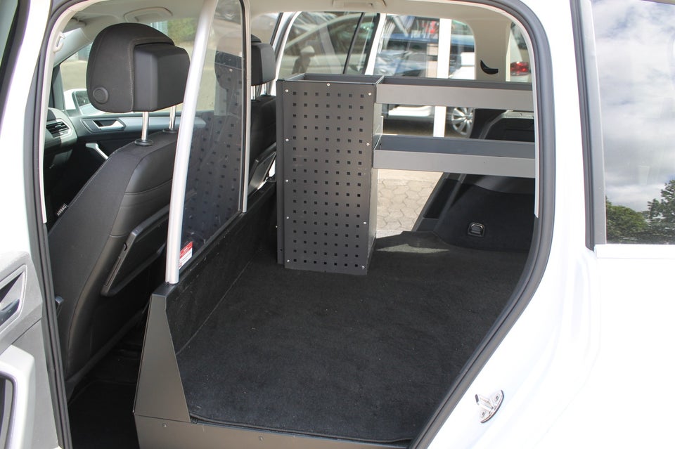 VW Touran 2,0 TDi 150 Highline DSG Van 5d