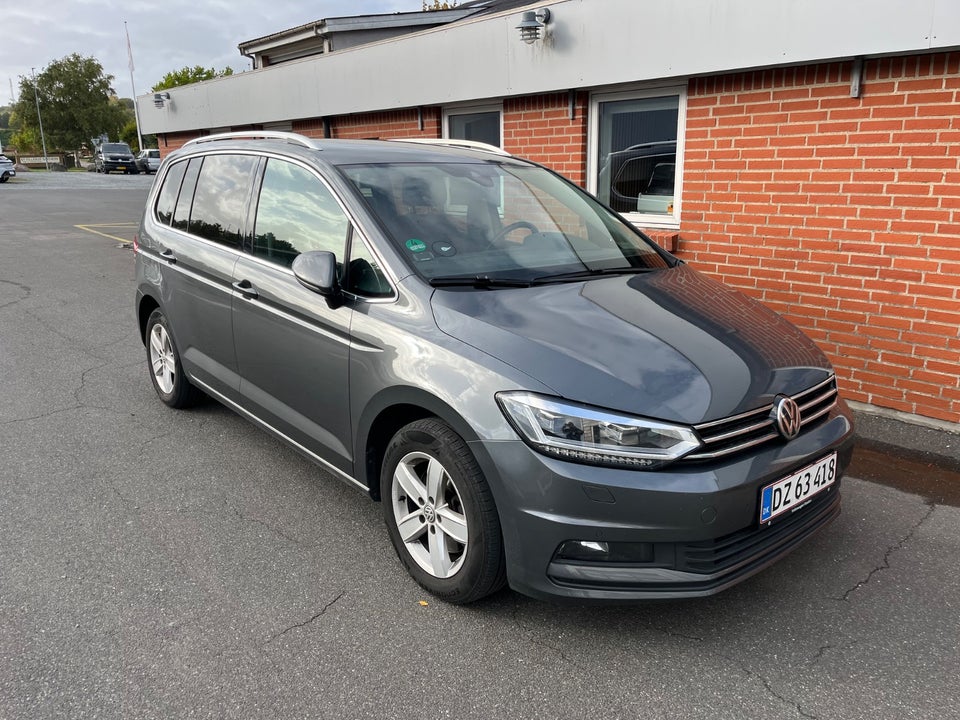 VW Touran 1,6 TDi 115 Comfortline DSG 7prs 5d