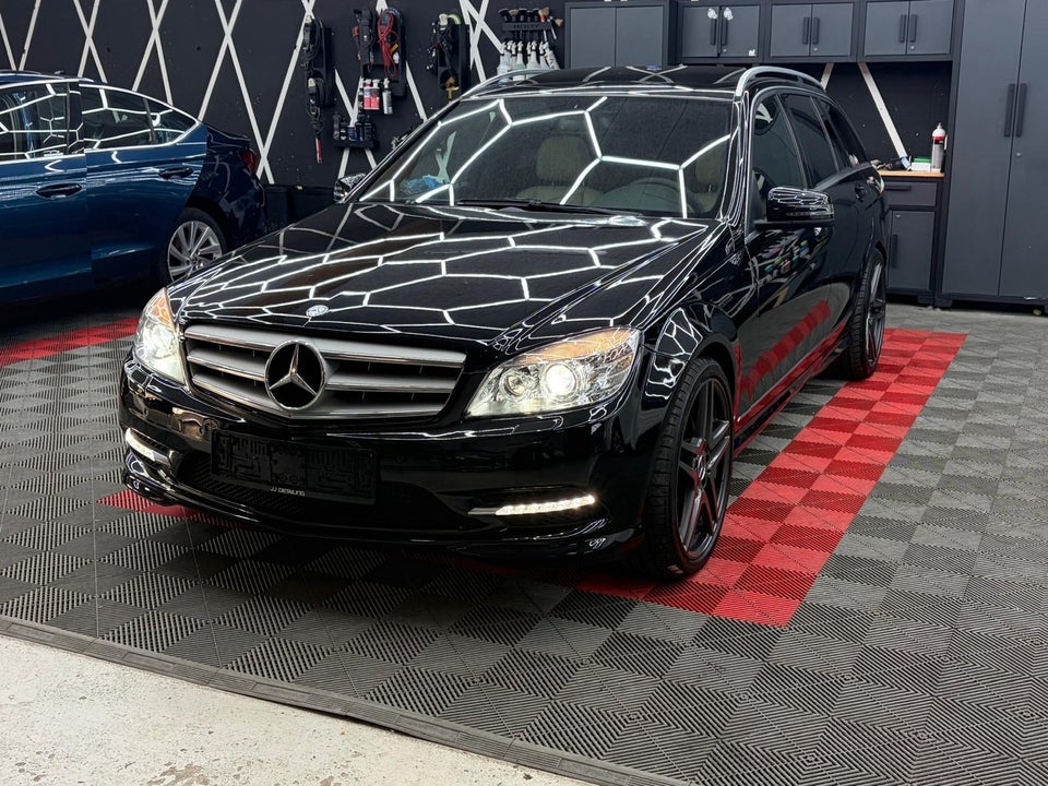 Mercedes C320 3,0 CDi Avantgarde stc. aut. 5d