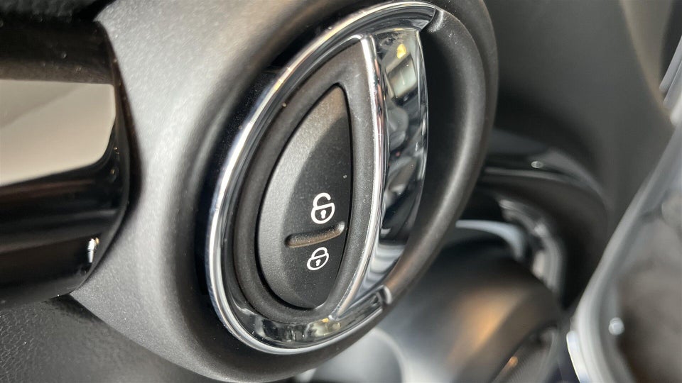 MINI Cooper SE Edition Premium Plus 3d