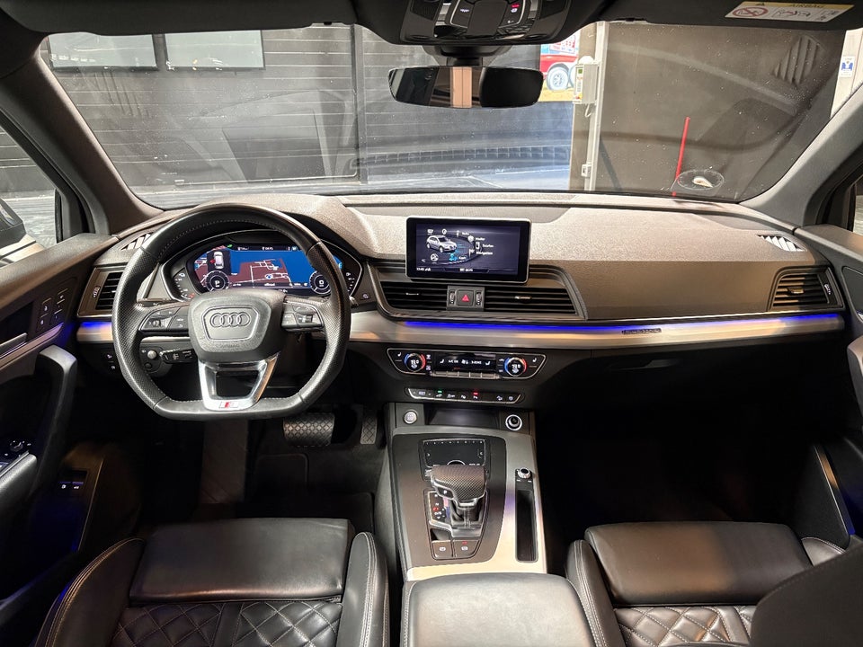 Audi Q5 50 TFSi e Sport quattro S-tr. 5d