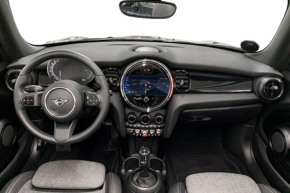 MINI Cooper 1,5 Essential Cabriolet aut. 2d