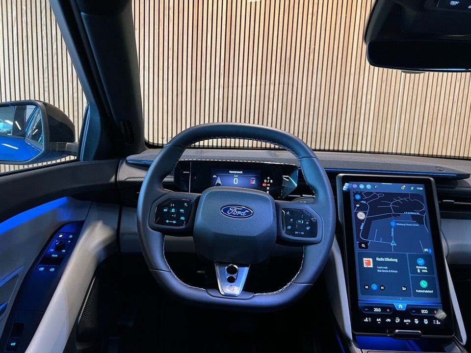 Ford Capri 77 Premium Extended Range 5d