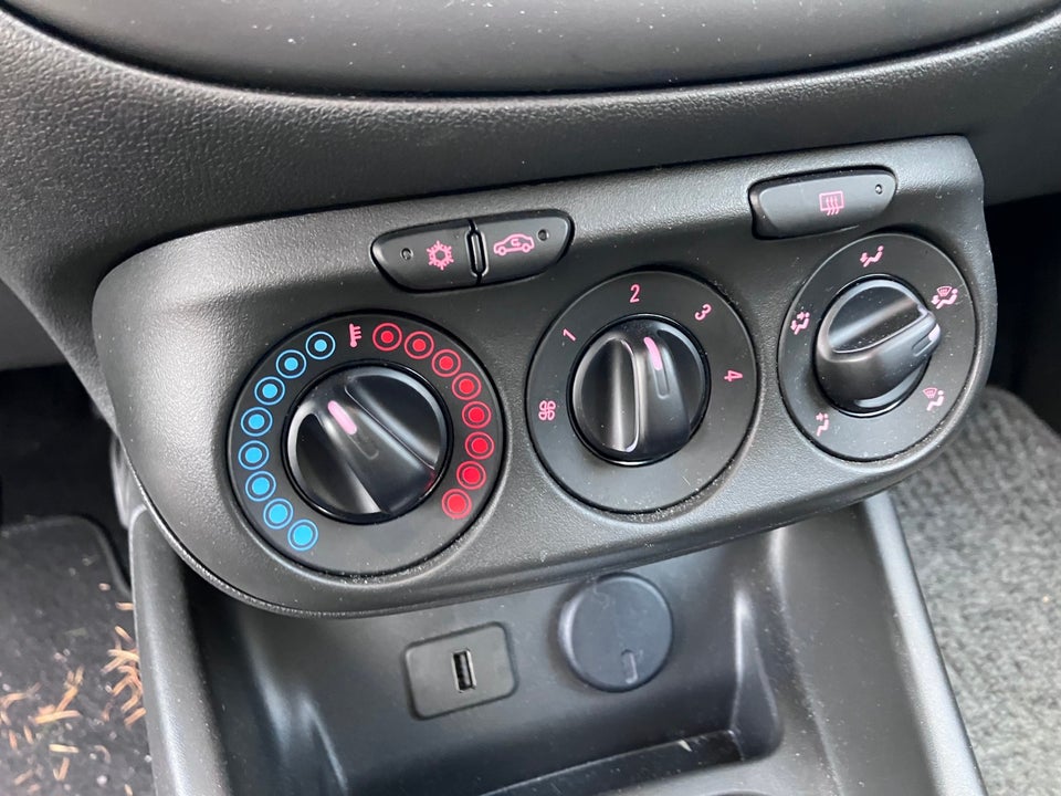 Opel Corsa 1,4 16V Enjoy 5d