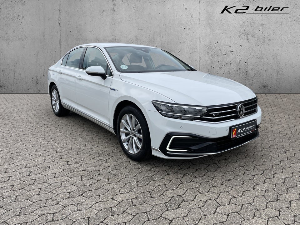 VW Passat 1,4 GTE+ Pro DSG 4d