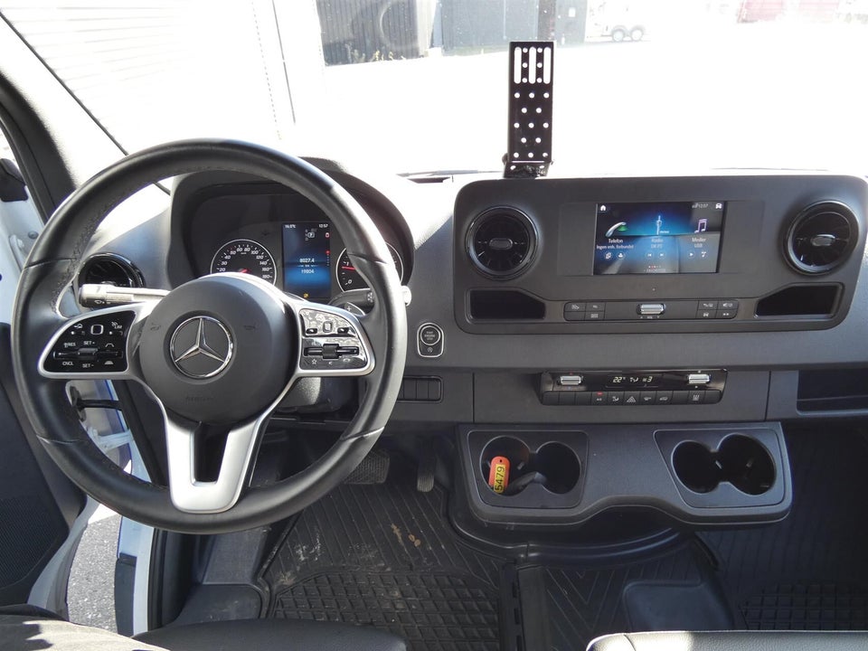 Mercedes Sprinter 317 2,0 CDi A2 Kassevogn aut. RWD