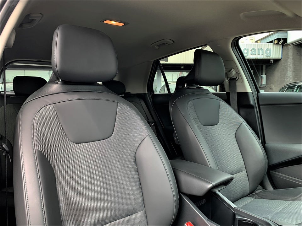 Kia Niro 1,6 PHEV Prestige DCT 5d