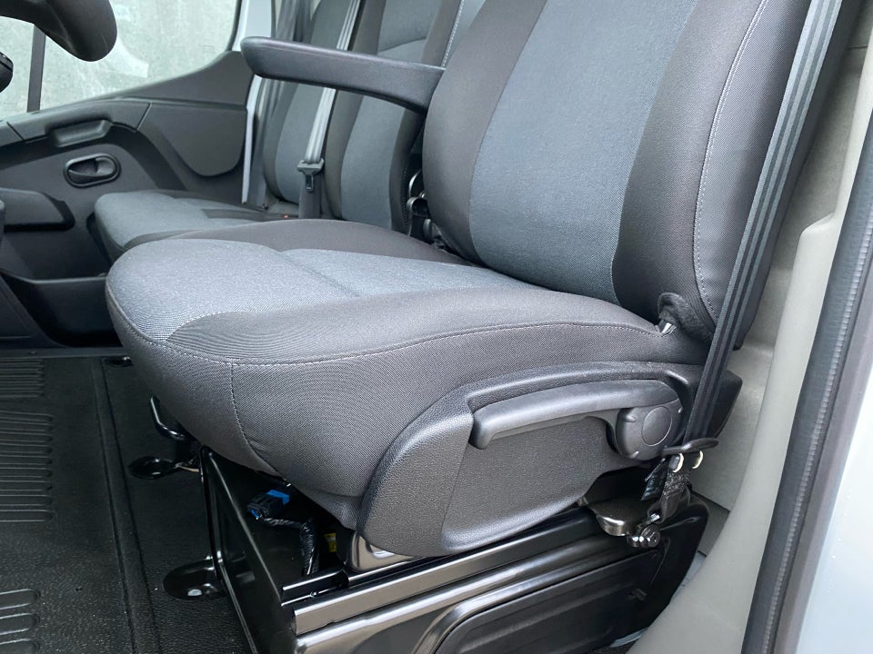 Renault Master IV T35 2,3 dCi 165 L4 Chassis RWD