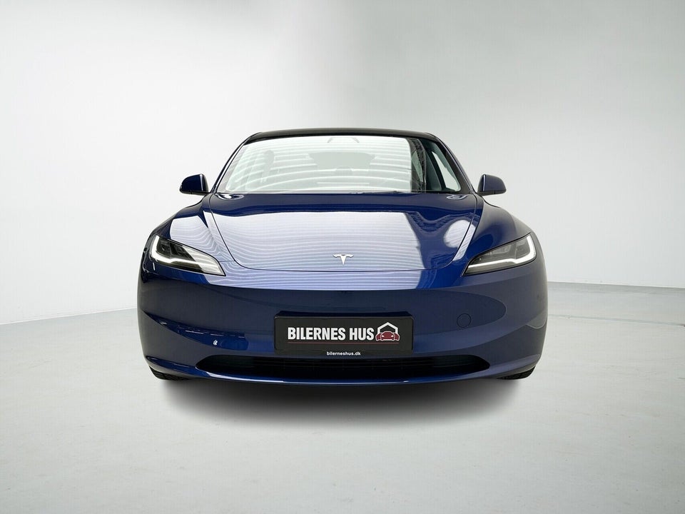 Tesla Model 3 RWD 4d