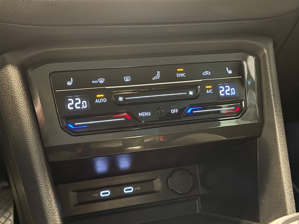 VW Tiguan 2,0 TDi 150 Elegance DSG 5d