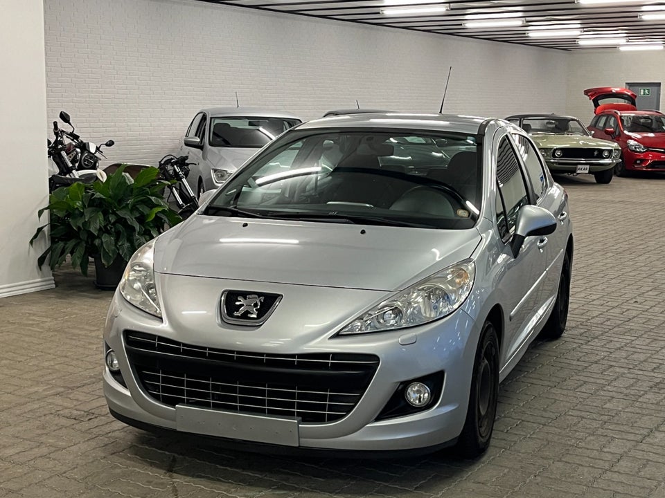 Peugeot 207 1,6 HDi 92 Comfort+ 5d