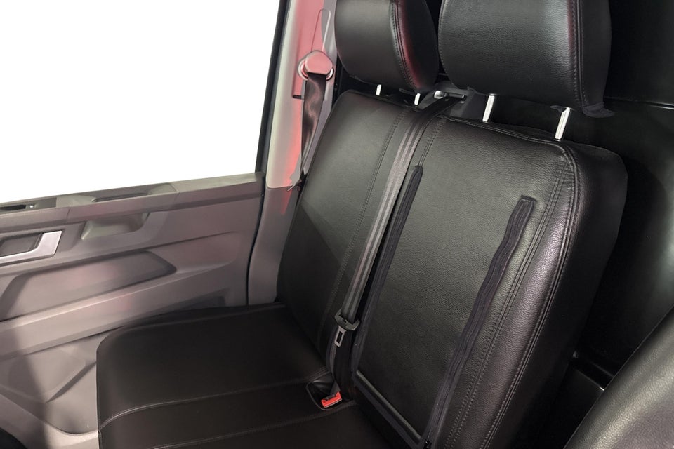VW Transporter 2,0 TDi 204 Kassevogn DSG 4Motion kort