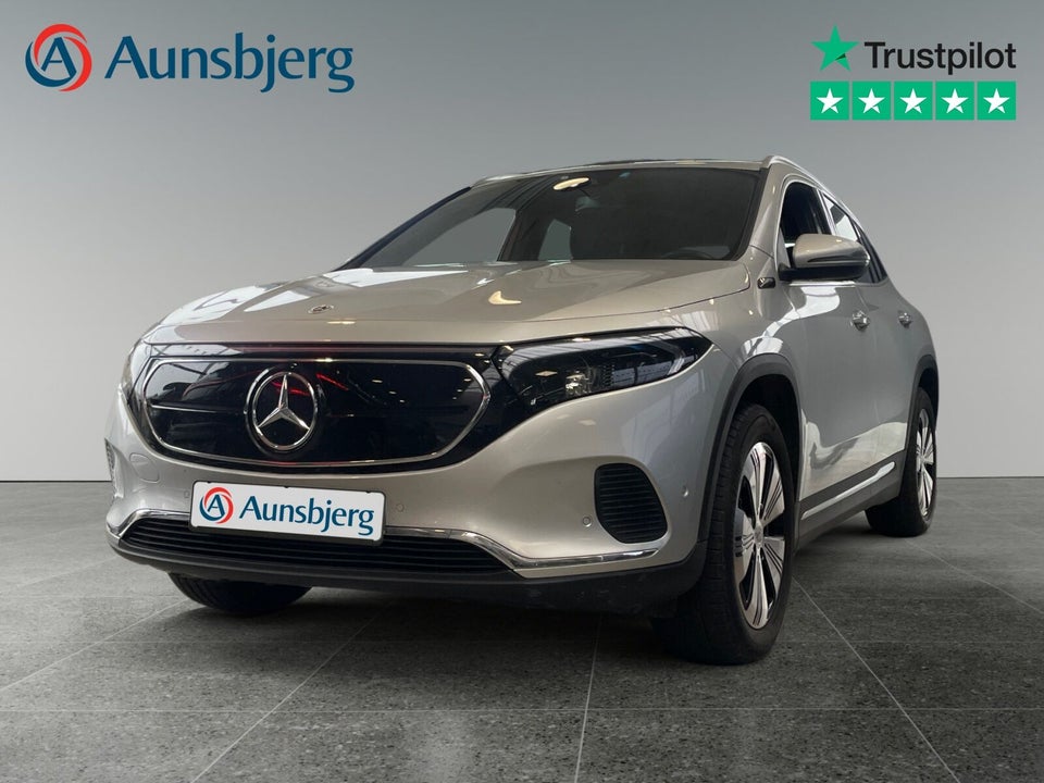Mercedes EQA300 4Matic 5d