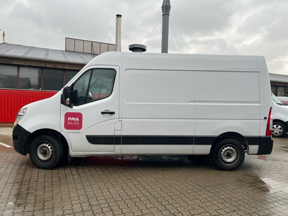 Nissan Interstar 2,3 dCi 180 L2H2 Tekna MTA Van