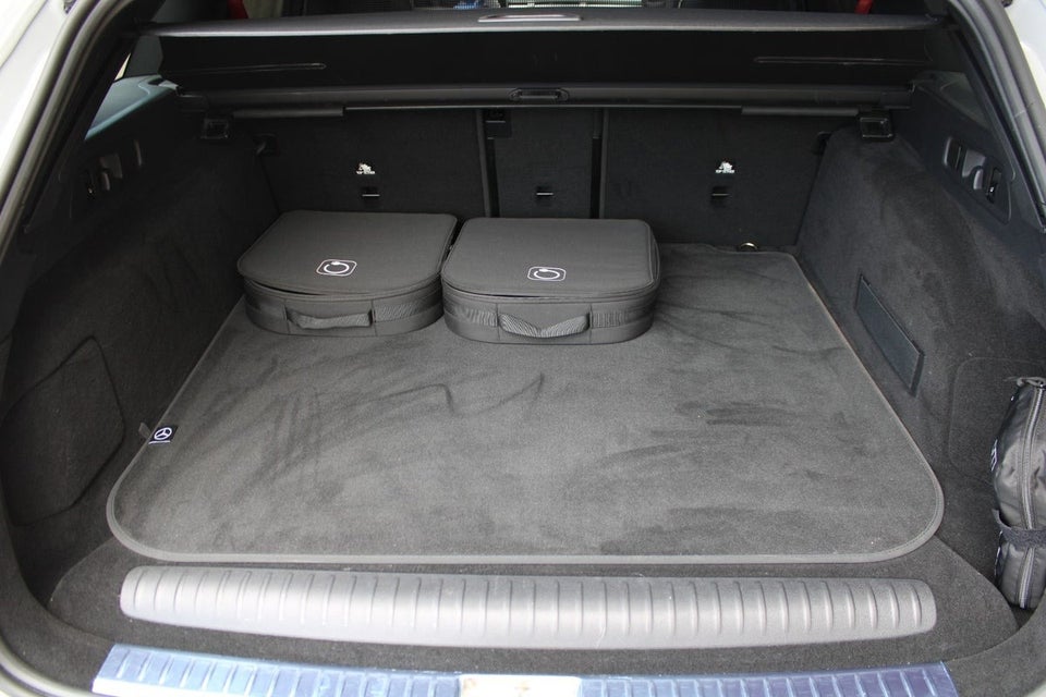 Mercedes E53 3,0 AMG Hybrid stc. aut. 4Matic+ 5d