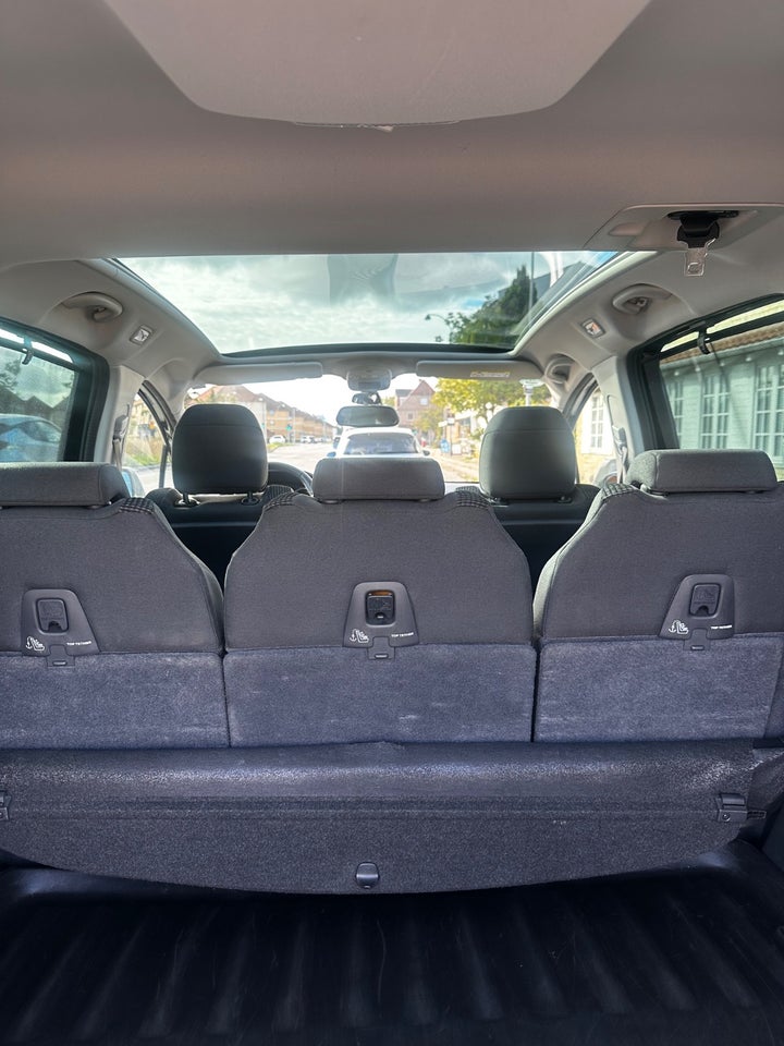 Peugeot 5008 1,6 e-HDi 114 Motion+ ESG 7prs 5d