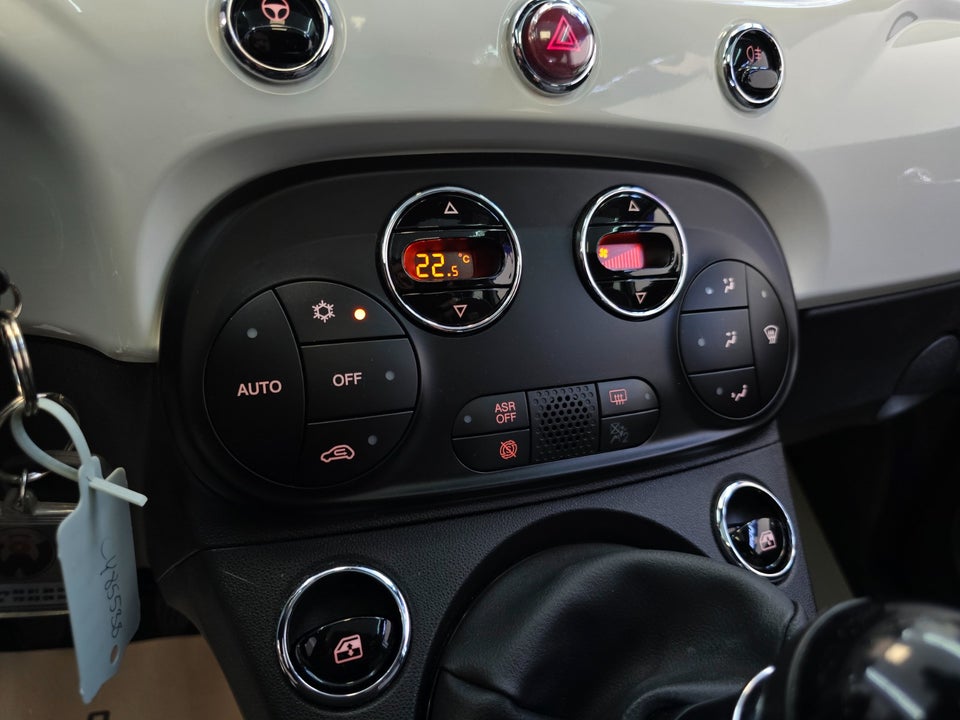 Fiat 500 1,0 Hybrid Lounge 3d