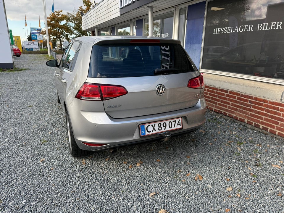 VW Golf VII 1,6 TDi 105 Trendline DSG BMT 5d