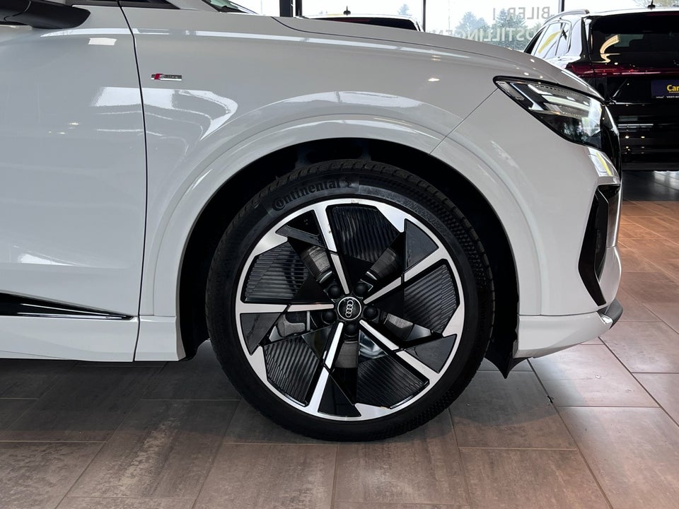 Audi Q4 e-tron 45 S-line Sportback 5d
