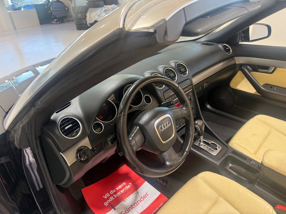 Audi A4 1,8 T 163 Cabriolet Multitr. 2d