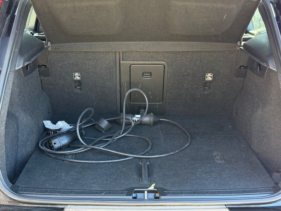 Volvo XC40 ReCharge Core 5d