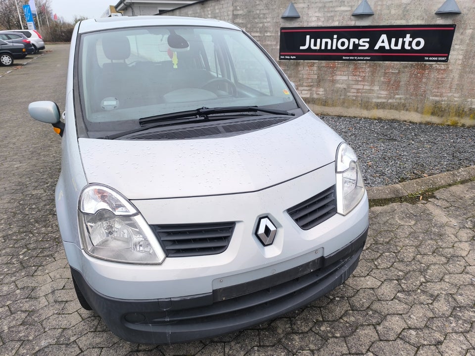 Renault Modus 1,6 Dynamique Comfort 5d