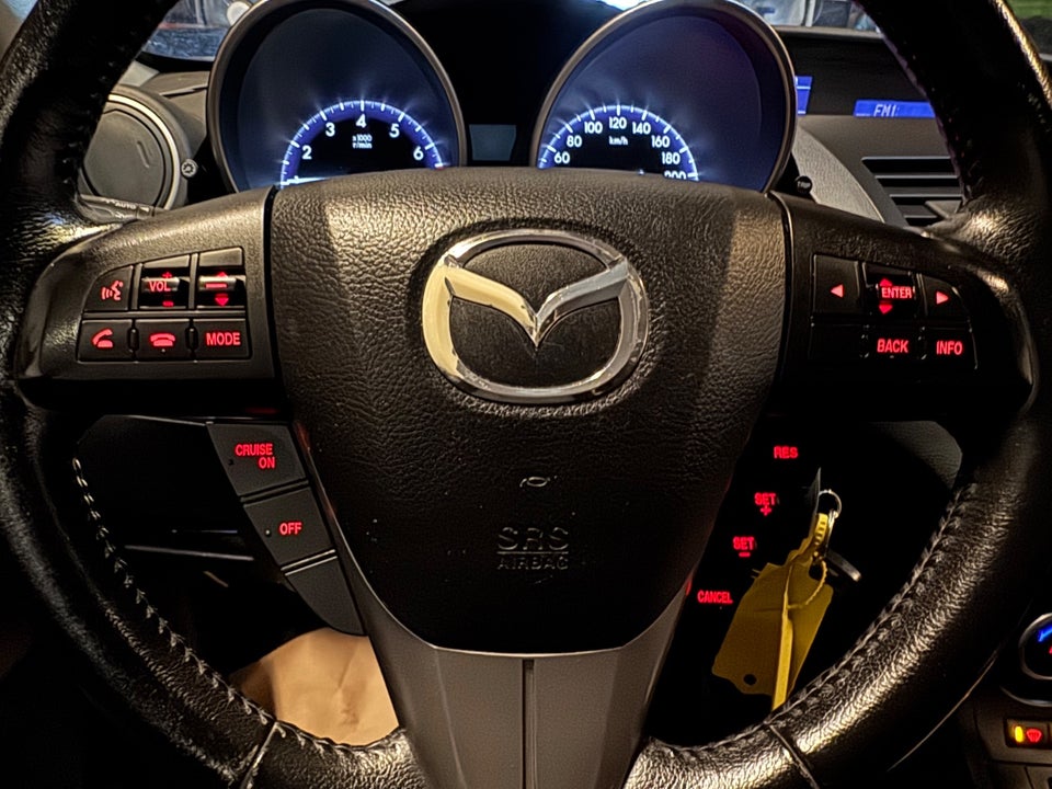 Mazda 3 1,6 Advance 4d