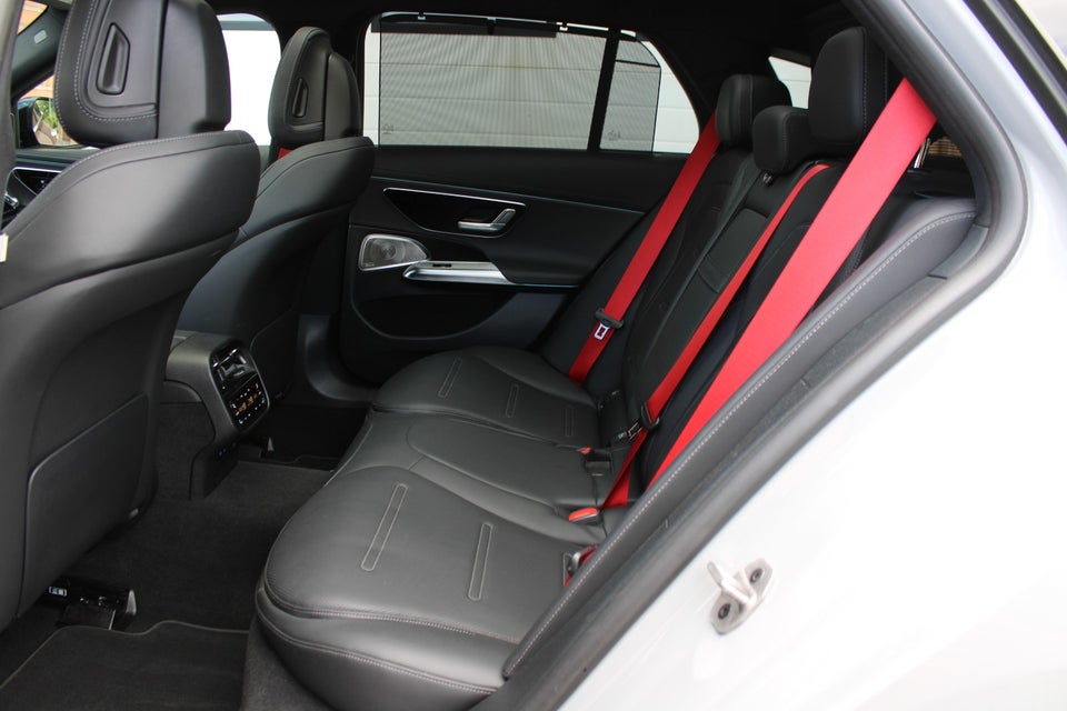 Mercedes E53 3,0 AMG Hybrid stc. aut. 4Matic+ 5d