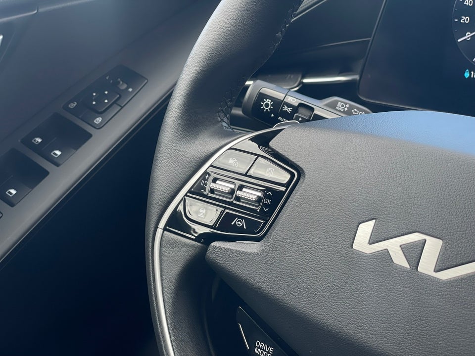 Kia Niro 64 EV Prestige 5d