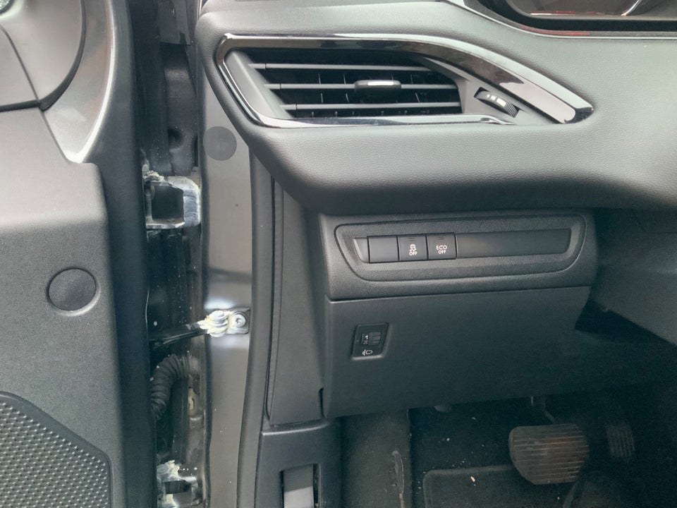 Peugeot 208 1,2 e-VTi 82 Active ESG 5d